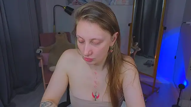 babydarkness online show from October 2025 09:12:02 PM