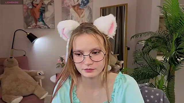 Snapshot of Ginger_Emma chatting on September 2025 08:55:02 PM Ginger Emma online show from September 2025 08:55:02 PM