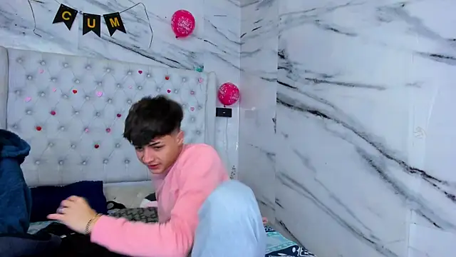 Ari and Storm online show from April 2026 02:12:01 PM