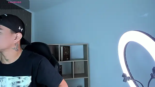 LiamDeep online show from February 2026 08:34:01 PM