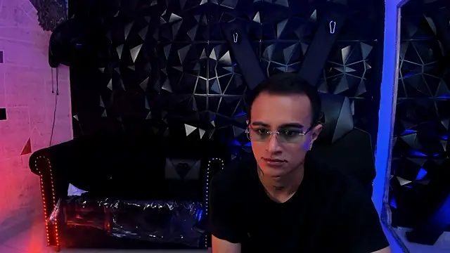 LiamDeep online show from March 2026 05:52:02 PM