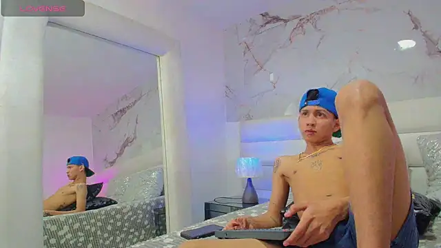 Marcus and Tony online show from April 2026 09:45:01 PM