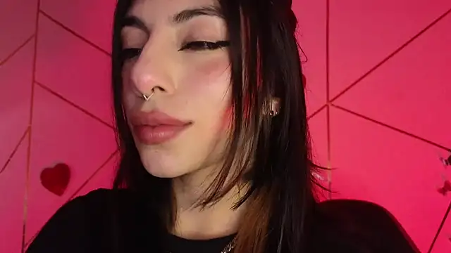 Hollyxx  online show from March 2026 11:00:02 PM