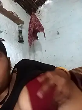 Sheema tyagi online show from November 2025 08:35:01 AM