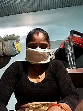 Sheema tyagi online show from November 2025 09:08:02 AM