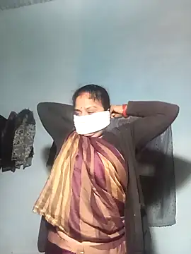 Sheema tyagi online show from November 2025 07:29:01 PM