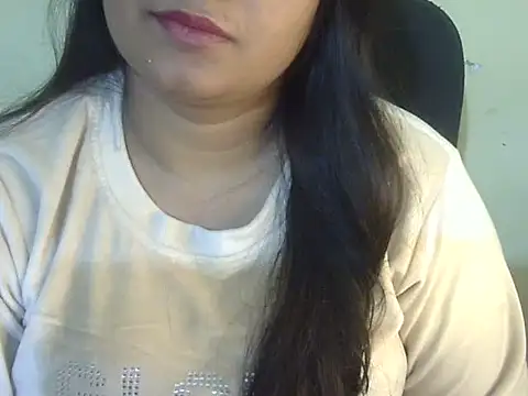 Snapshot of Aanya_Hazel chatting on December 2025 08:05:02 PM Aanya Hazel online show from December 2025 08:05:02 PM