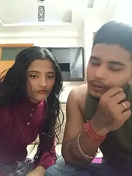 romantic couple1 online show from November 2025 12:14:02 AM