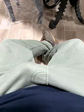 camboys poyraz online show from November 2025 08:48:01 AM