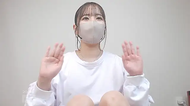 CocoaMilk18 online show from April 2026 11:36:02 AM