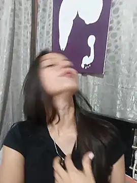 Snapshot of Lahila_ chatting on May 2026 03:06:01 PM Lahila online show from May 2026 03:06:01 PM