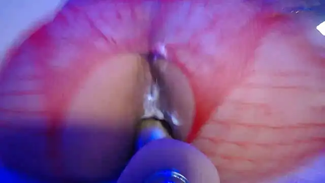 Missy Aprill online show from December 2025 12:14:01 PM