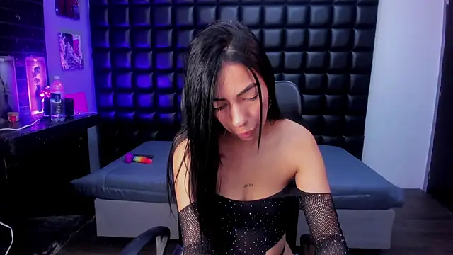 ashlyy sweet  online show from April 2026 02:28:01 PM