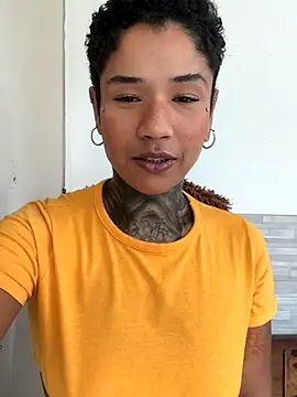 Snapshot of xbigpeach chatting on October 2025 04:50:01 PM xbigpeach online show from October 2025 04:50:01 PM