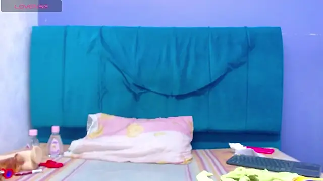 andrealopezcm101 online show from April 2026 12:24:02 AM