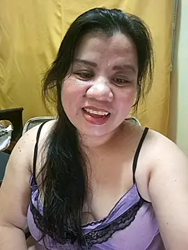 Snapshot of hotlyn45 chatting on October 2025 12:17:02 PM hotlyn45 online show from October 2025 12:17:02 PM