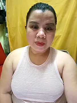 Snapshot of hotlyn45 chatting on October 2025 01:44:02 PM hotlyn45 online show from October 2025 01:44:02 PM