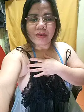 Snapshot of hotlyn45 chatting on October 2025 01:23:04 PM hotlyn45 online show from October 2025 01:23:04 PM