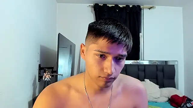 mateo-Esposito online show from April 2026 03:48:02 AM