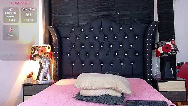 Snapshot of Keysha_Queen_ chatting on October 2025 12:11:01 PM Keysha Queen  online show from October 2025 12:11:01 PM