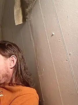 Poundtown1226 online show from February 2026 11:43:01 PM