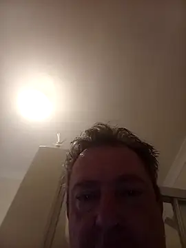 chris7706 online show from November 2025 04:45:01 AM