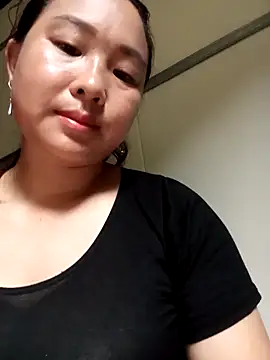 Snapshot of suki-lady chatting on September 2025 02:37:02 AM suki-lady online show from September 2025 02:37:02 AM
