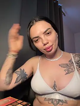 -RAHELA- online show from October 2025 11:47:01 AM