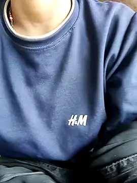 Snapshot of Fasfas2 chatting on October 2025 04:48:01 AM Fasfas2 online show from October 2025 04:48:01 AM