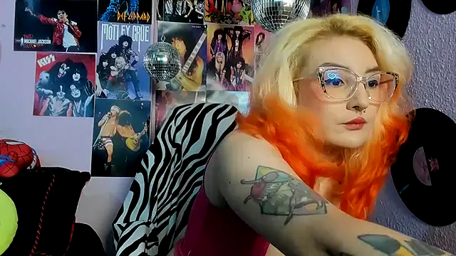 Avril Maria online show from February 2026 05:53:02 PM