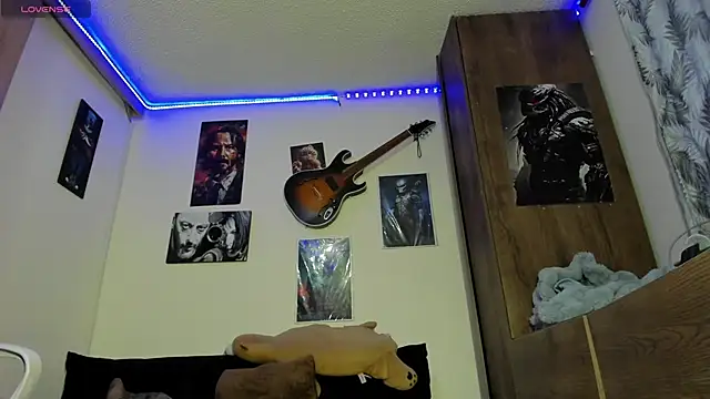 moonligth18 online show from March 2026 11:08:01 PM