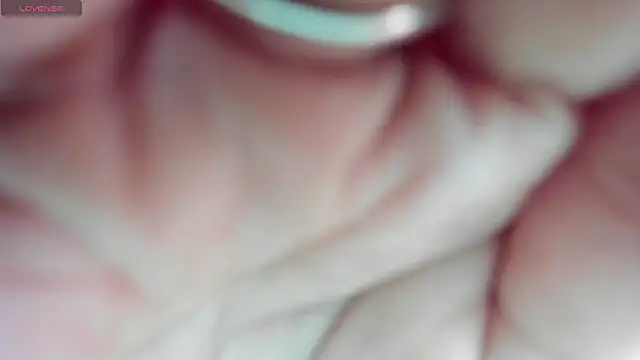 Snapshot of moonligth18 chatting on May 2026 08:48:02 PM moonligth18 online show from May 2026 08:48:02 PM