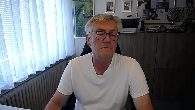 Snapshot of randyandy67 chatting on July 2026 11:17:02 AM randyandy67 online show from July 2026 11:17:02 AM