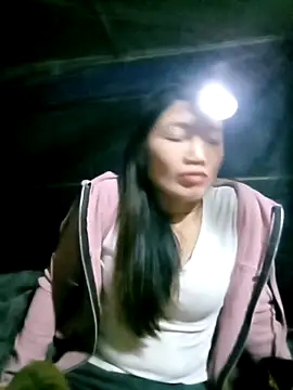 ngan-cute online show from November 2025 02:06:01 PM