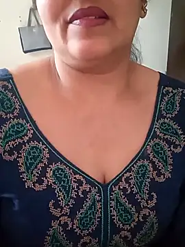 Snapshot of angel_ridhi chatting on February 2026 06:52:02 AM angel ridhi online show from February 2026 06:52:02 AM