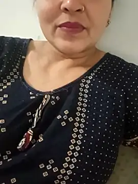 Snapshot of angel_ridhi chatting on February 2026 01:33:01 AM angel ridhi online show from February 2026 01:33:01 AM