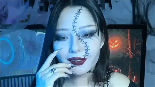 WonderMira online show from October 2025 01:39:01 PM