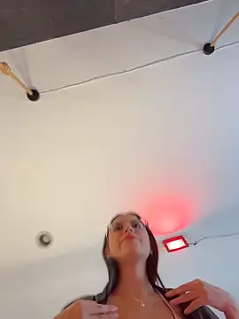 Juanita-Diaz online show from December 2025 08:27:01 PM