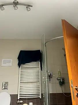 Steffi Snowbunny online show from October 2025 05:52:02 PM