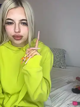 Steffi Snowbunny online show from November 2025 06:31:01 PM