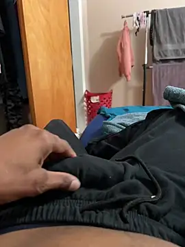 Jariushot3 online show from April 2026 06:20:01 PM