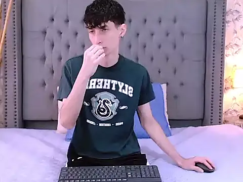 Luke Carter online show from September 2025 01:01:01 PM