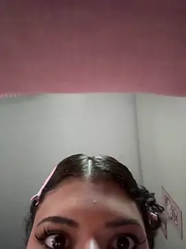 luluzinhax online show from April 2026 07:52:02 PM