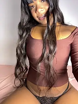 SereiaHott online show from March 2026 05:41:02 PM