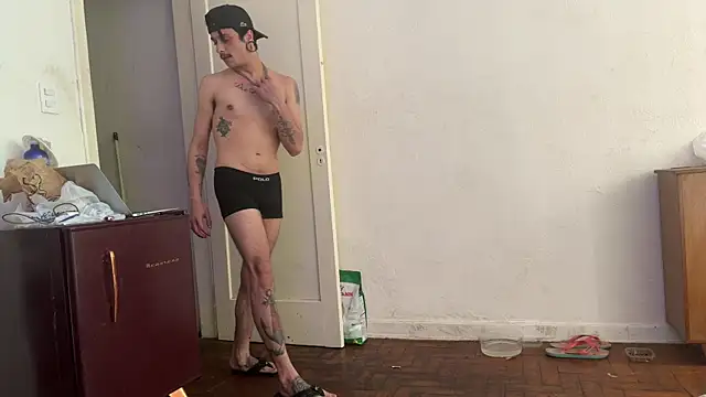 chrisalmeid  online show from November 2025 02:33:01 PM