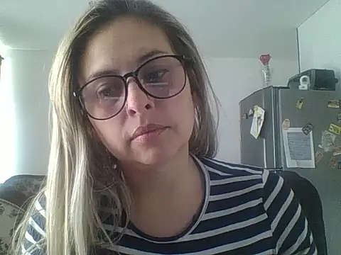 Valery  Rouse  online show from September 2025 05:35:01 PM