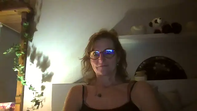 Valinella online show from September 2025 08:00:02 PM