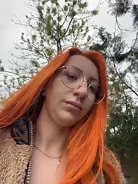 DaddysLittleSlutfox online show from April 2026 09:48:02 AM