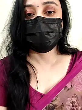 Monica cams online show from September 2025 05:04:01 PM