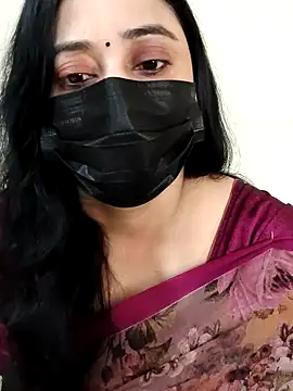 Monica cams online show from October 2025 02:56:01 AM